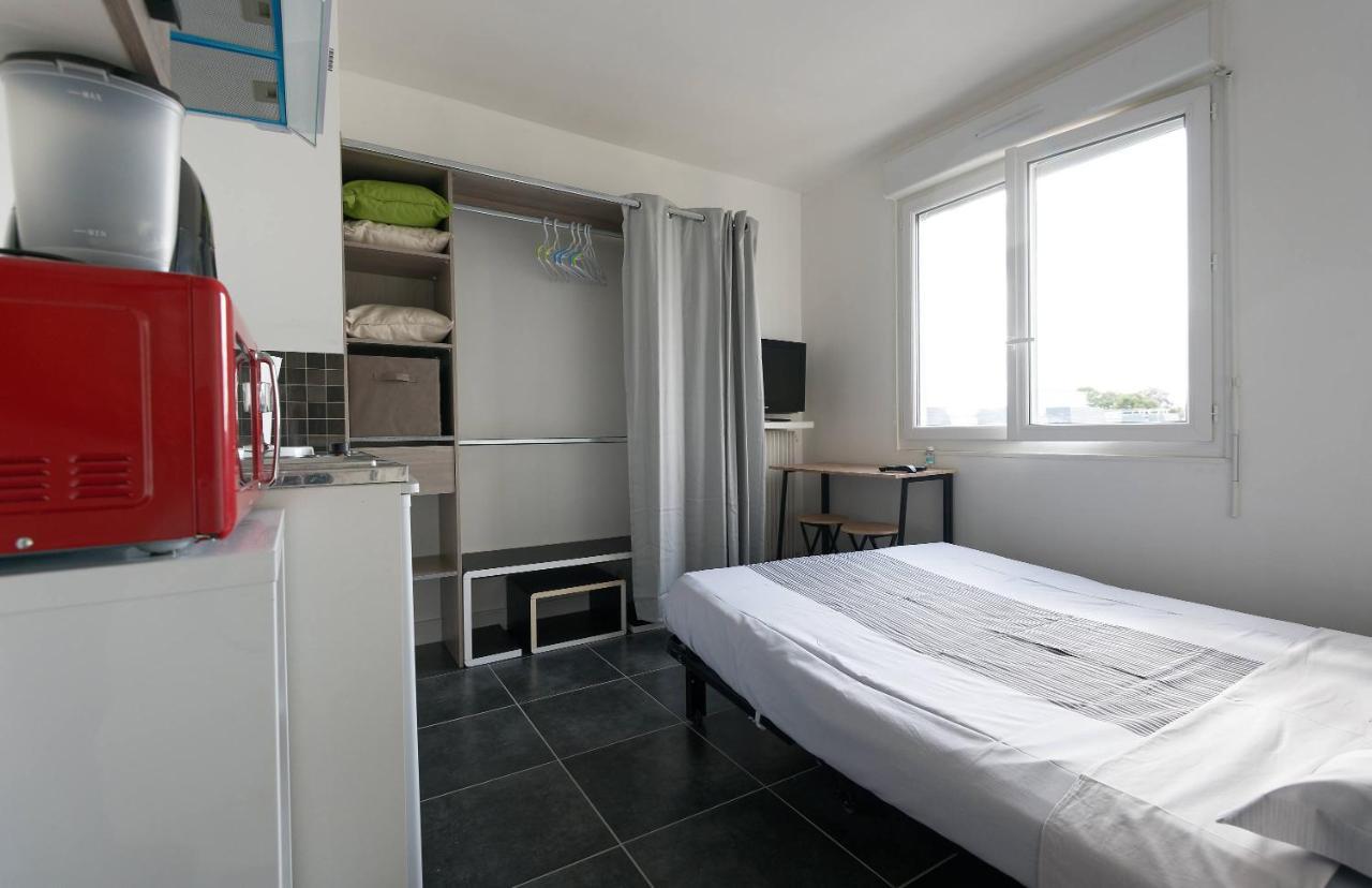 Studio A 300 Metres De La Gare Et 25 Minutes De Paris En Train Melun Luaran gambar