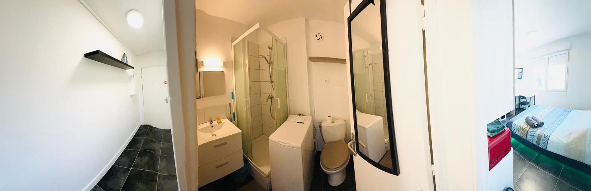 Studio A 300 Metres De La Gare Et 25 Minutes De Paris En Train Melun Luaran gambar